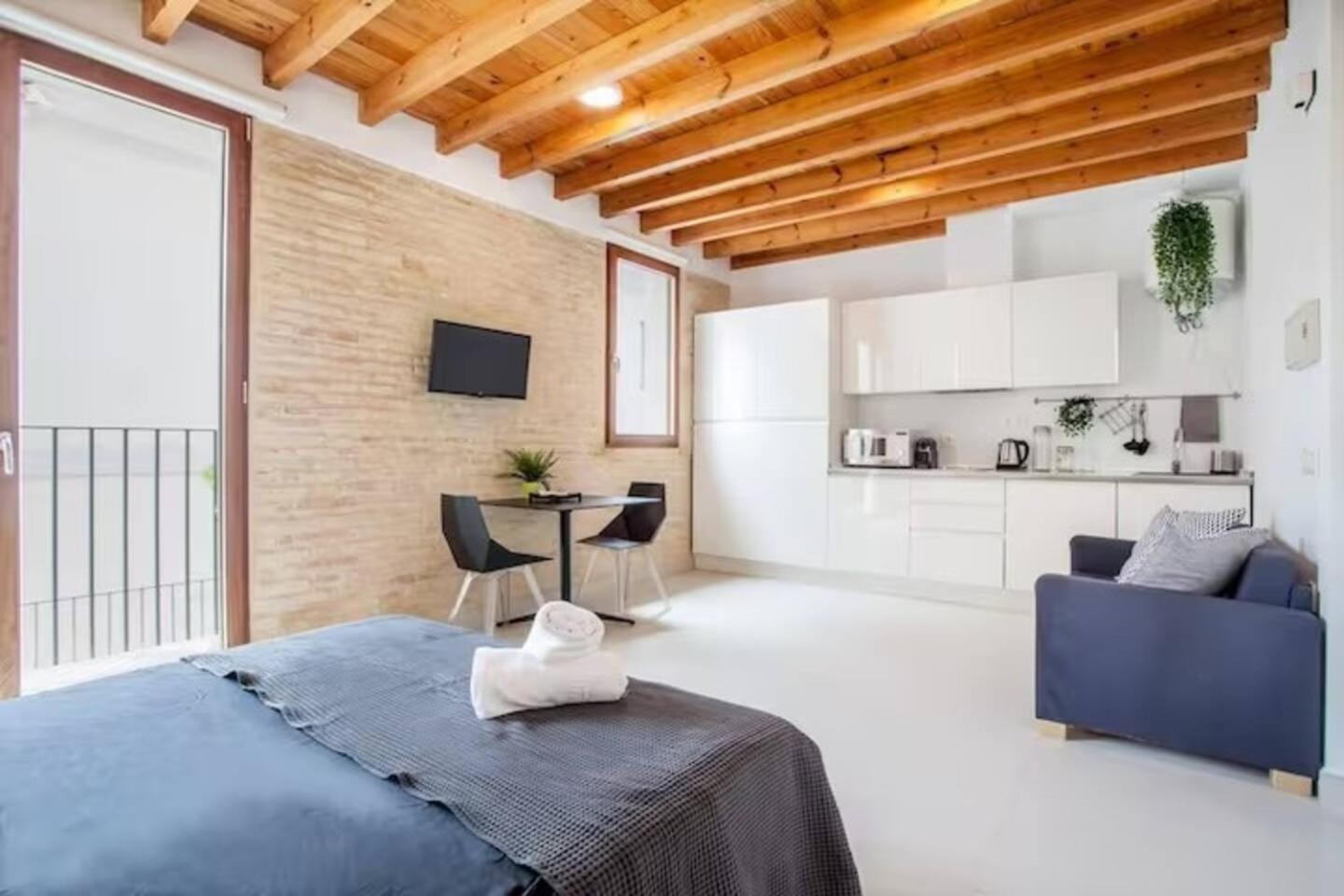 Apartamento Soleado En Plaza Del Carmen Valensiya Dış mekan fotoğraf