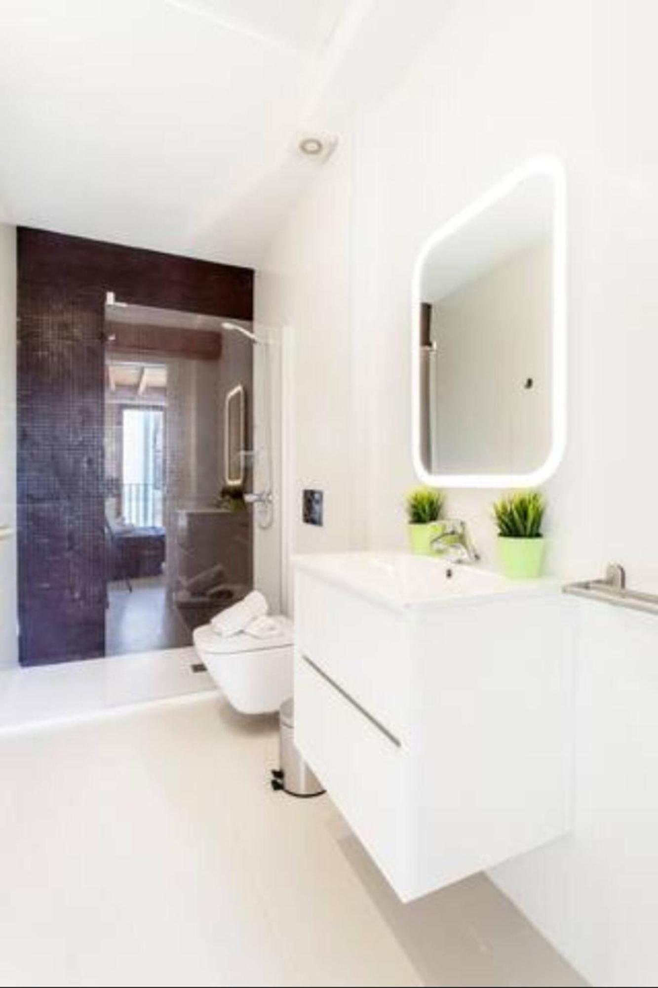 Apartamento Soleado En Plaza Del Carmen Valensiya Dış mekan fotoğraf