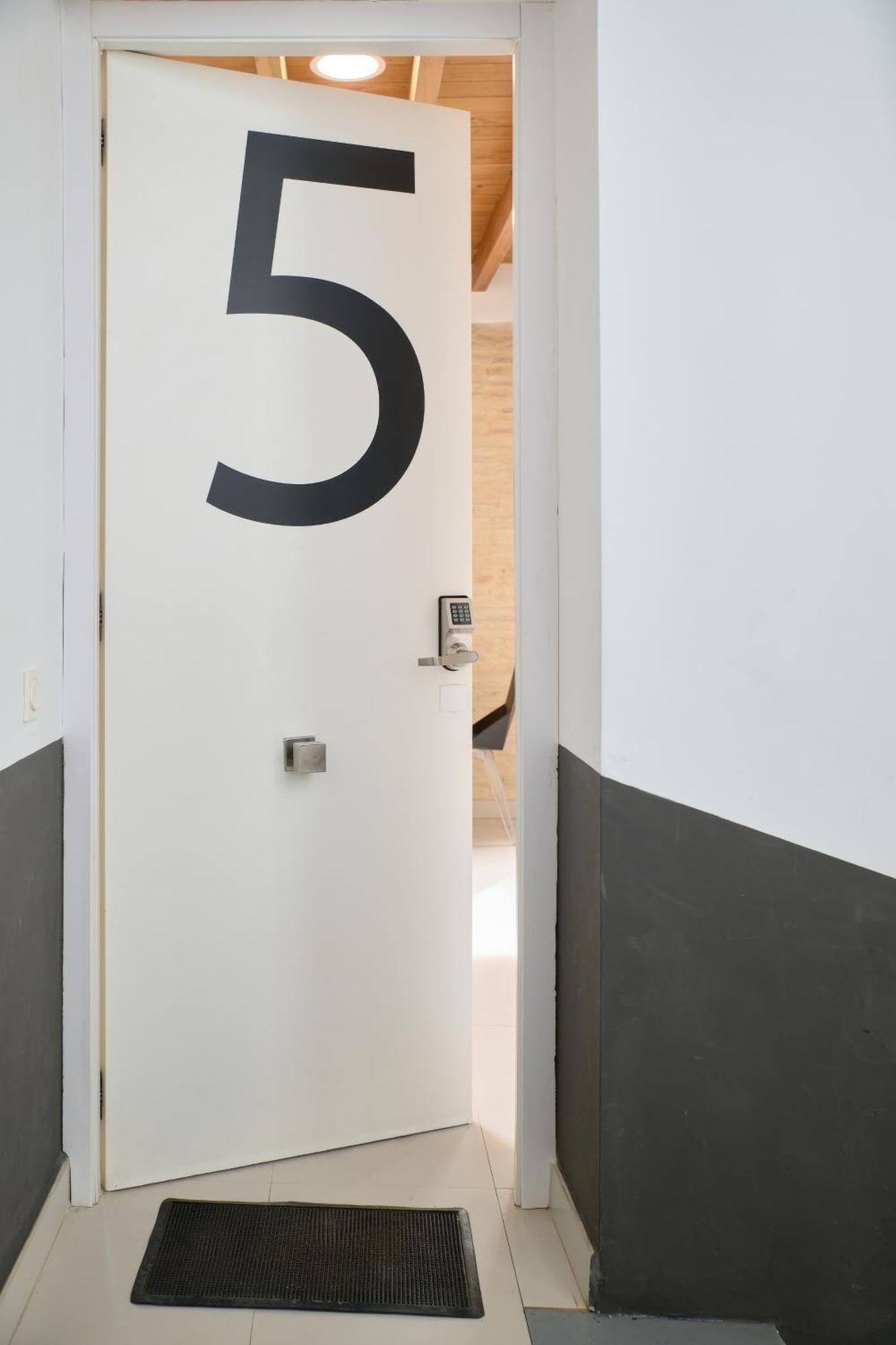 Apartamento Soleado En Plaza Del Carmen Valensiya Dış mekan fotoğraf